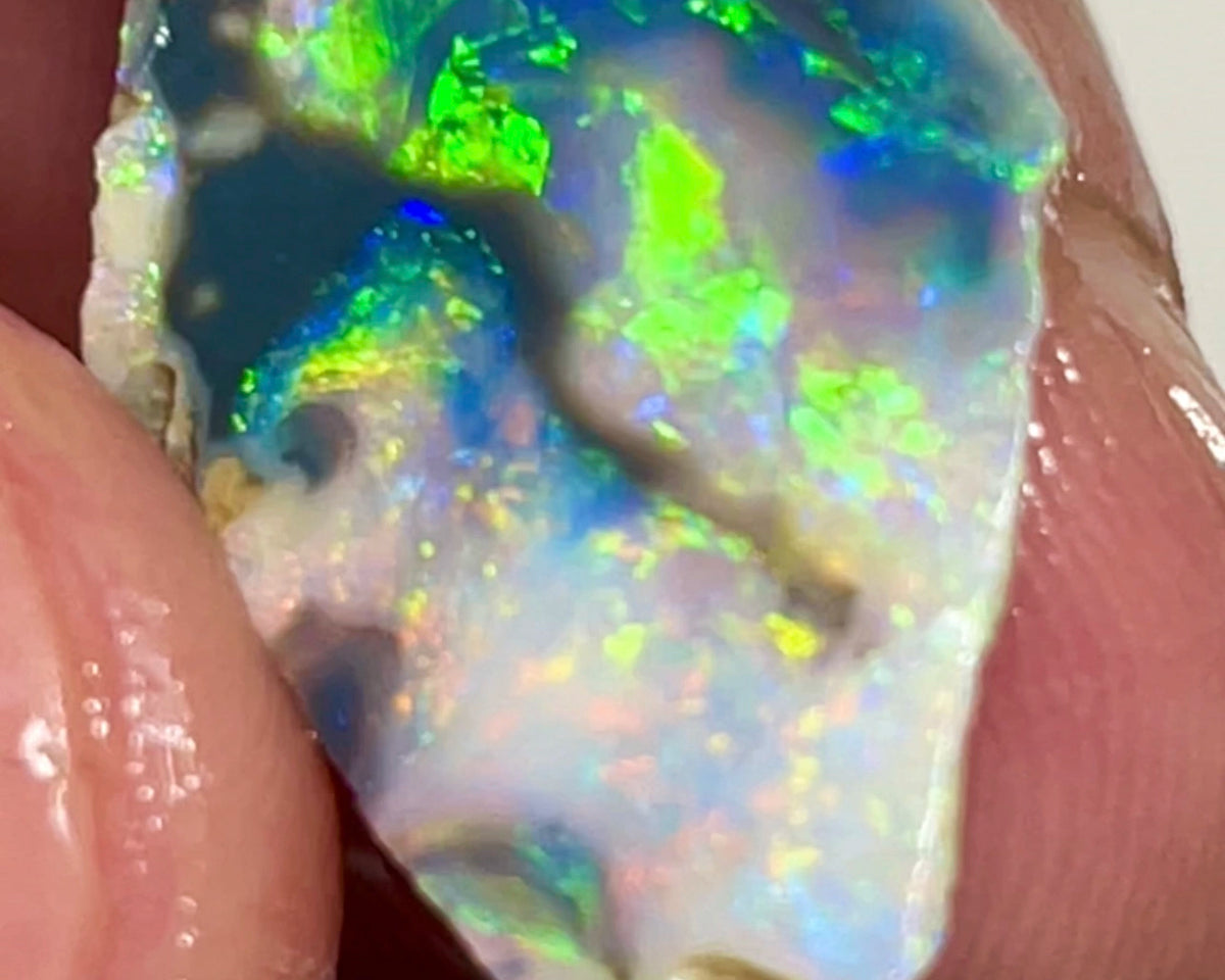 Mulga® Gem Dark Seam opal rough/rub 5.40cts Wee Warra Plains Very Exotic Super Bright Bling Bling Yellow Dominant Multi Fires Super sexy Who wants this one ? 25.00x 15.00x 2.50mm NEW929