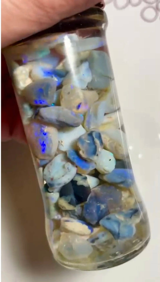 Knobby & Seam opal rough from Lightning Ridge 265.00cts Potch & Lots of colours to gamble 17x16x7mm to 7x7x3mm NSW182