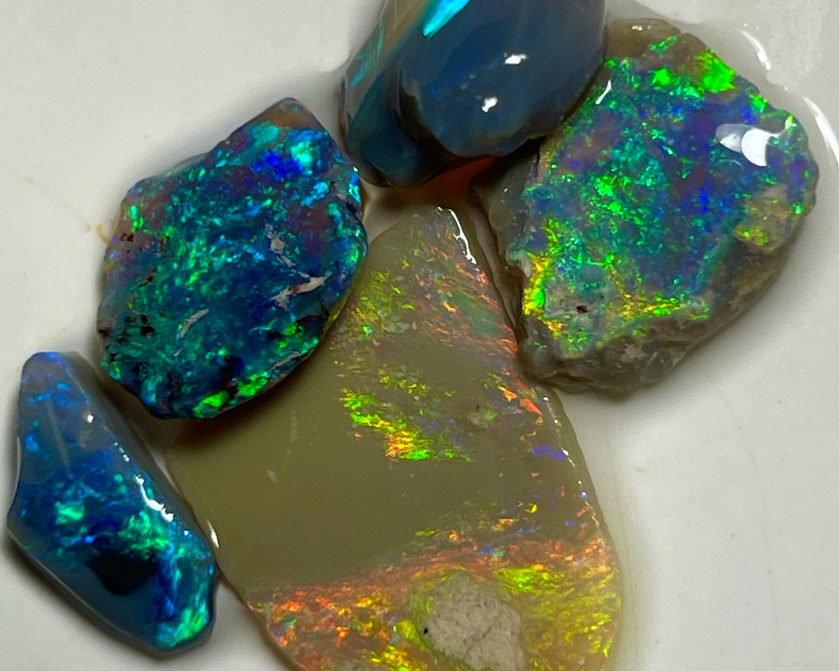 Gorgeous Bright & Stunning Black & Dark opal rub  17.25cts Bright Multicolours to finish & Polish Gems16x14x3 to 14x6x3mm NEW904