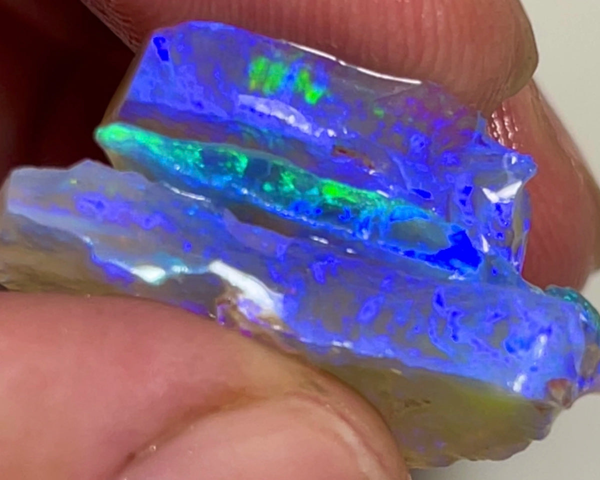 Lighting Ridge Gem Quality Crystal Seam opal cutters Stack 29.75cts Clean Very Bright gorgeous Blue dominant M.fires 25x20x3.mm to 30x14x1.5mm NSW194