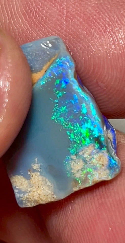 Gorgeous L/Ridge Dark Base Rub Rough 9.75cts Bright Multifires to exposed faces 19x14x6mm NSW133