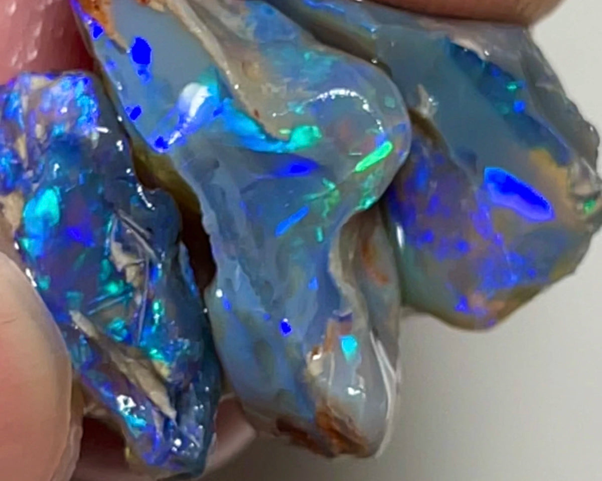 Lightning Dark Base knobby opal rough stack 24.50cts Stunning Bright Blue & Greens dominant fires 24x10x8 to 15x14x5mm  NSW158