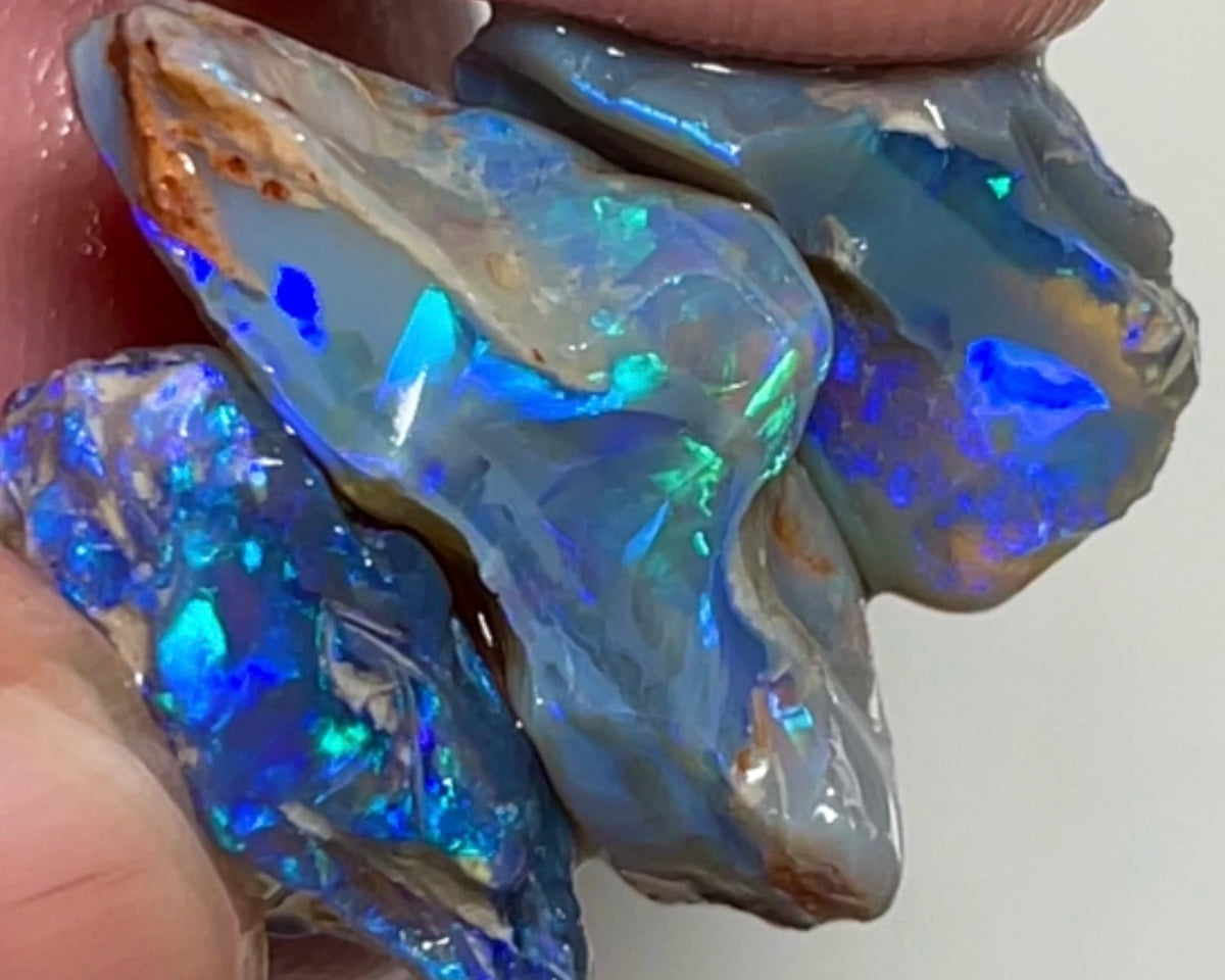Lightning Dark Base knobby opal rough stack 24.50cts Stunning Bright Blue & Greens dominant fires 24x10x8 to 15x14x5mm  NSW158