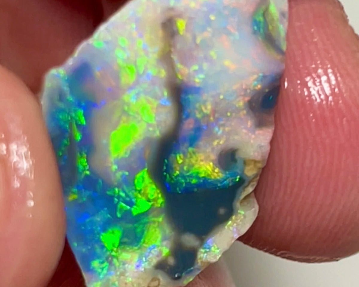 Mulga® Gem Dark Seam opal rough/rub 5.40cts Wee Warra Plains Very Exotic Super Bright Bling Bling Yellow Dominant Multi Fires Super sexy Who wants this one ? 25.00x 15.00x 2.50mm NEW929