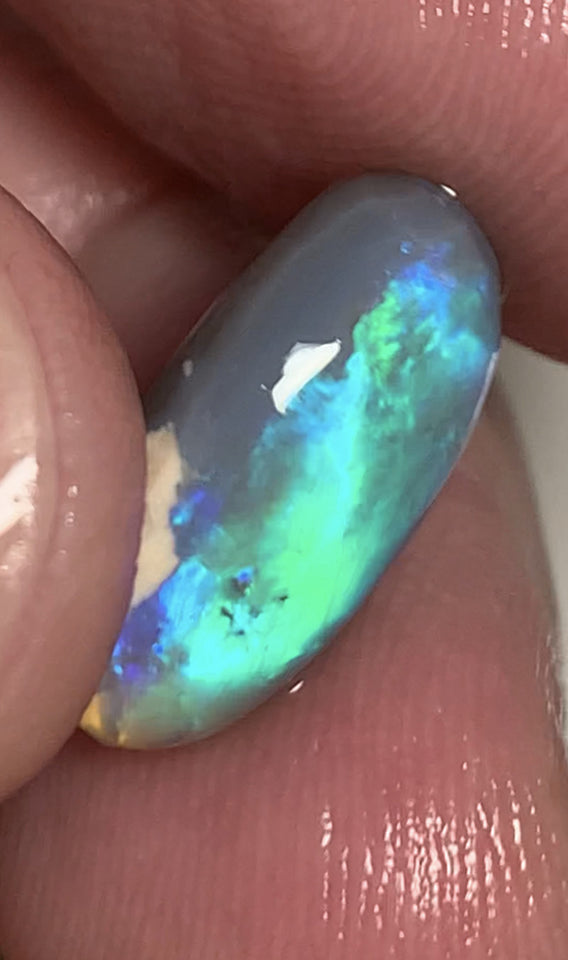 Australian Opal Jag Hill Knobby Semi Black Rub 7cts Rough / Rub / Preform Clean Super bright MULTIFIRES Broadflash & Straw Combo 15x10x6mm GEM578