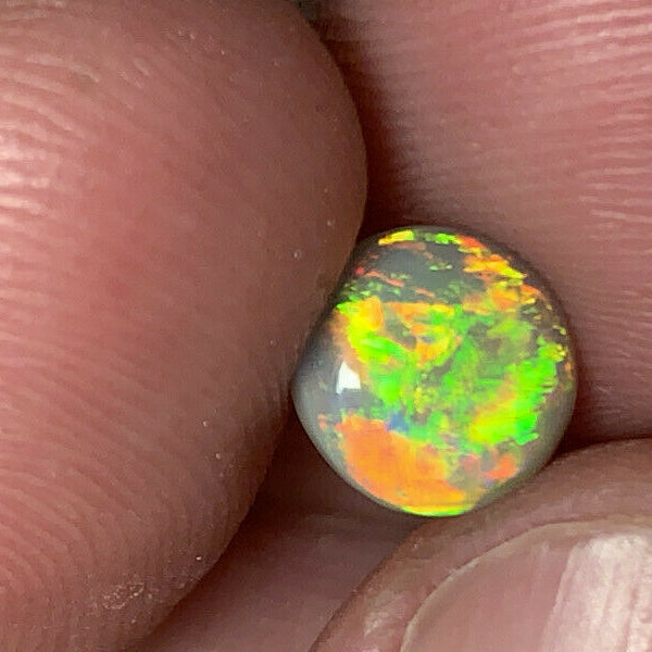Australian Semi Black Opal Gemstone 1.2cts N6 Body Tone B1 Brightness Stunning Multi fires & Broad flash pattern 8x8x2.5mm GEM02