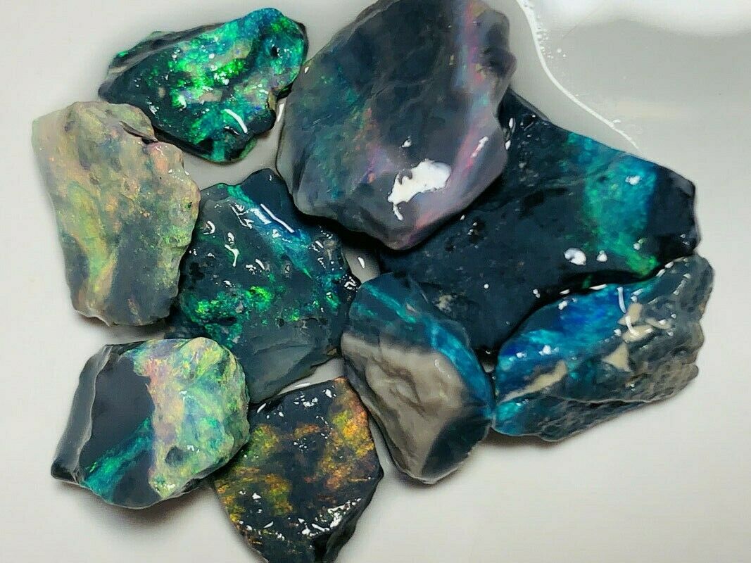 Australian Rough GEM GRADE Mulga® Field Black Opal Parcel 30cts Beautiful & Bright Reds & MultiFires for cutters 12x10x6mm to 11x7x3mm GEM1382