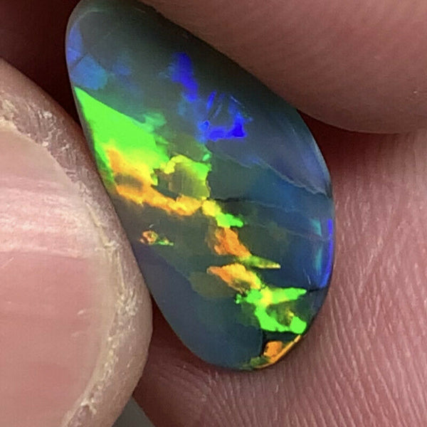 Australian Semi Black Opal Gemstone 1.9cts Gem Grade N5 Body Tone B2 Brightness Amazing Multi fires & Killer Ribbon pattern 17x9x1.5mm GEM999