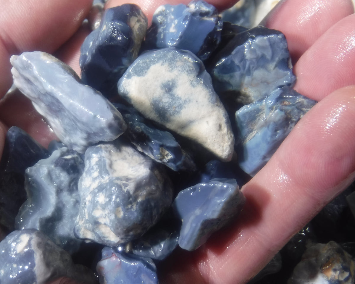 400 cts Random Scoop of Black & Semi Black Potch from Lightning Ridge NSW Australia size range 30mm to 10mm