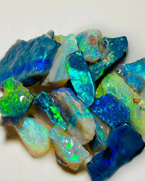 Mulga® Cutters Select Seam opal rough n Rubs 33cts Gem Bright Multicolours here 17x12x3mm to 6x4x1mm MFB23