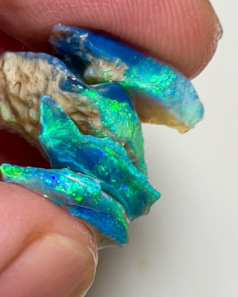 Mulga® Cutters Dark Crystal Seam opal rough Stack 15.50cts Wee Warra Plains Gorgeous Bright Multicolours & full of potential 20x15x4 to 13x9x3mm NEW913