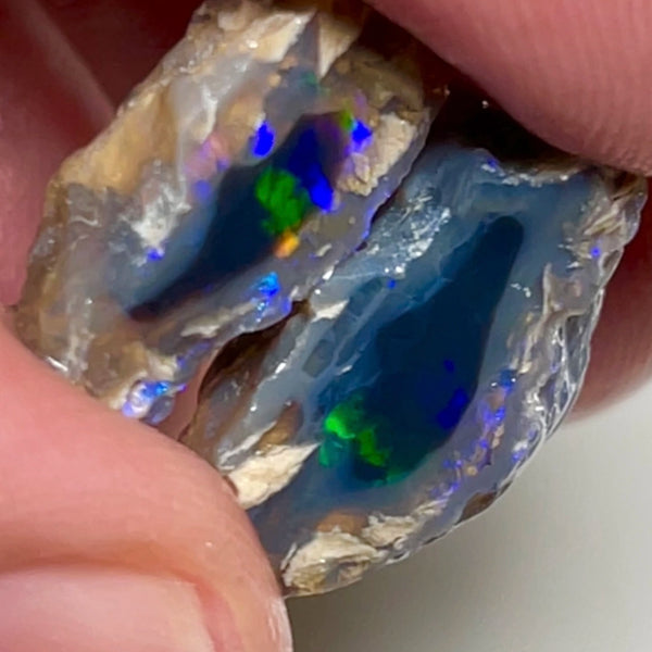 Lightning Ridge knobby opal rough 15.75cts Sun flashes of Multifires sat on black center 20x12x7 & 15x5x4mm NSW090
