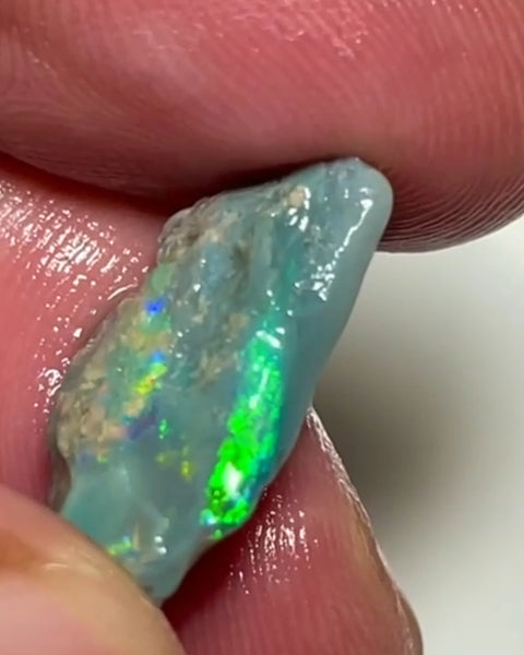 Bright Multicolours on this Dark base knobby opal rough 7.95cts Lightning Ridge Material to cut 20x12x4mm NSW193