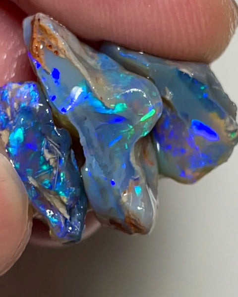 Lightning Dark Base knobby opal rough stack 24.50cts Stunning Bright Blue & Greens dominant fires 24x10x8 to 15x14x5mm  NSW158