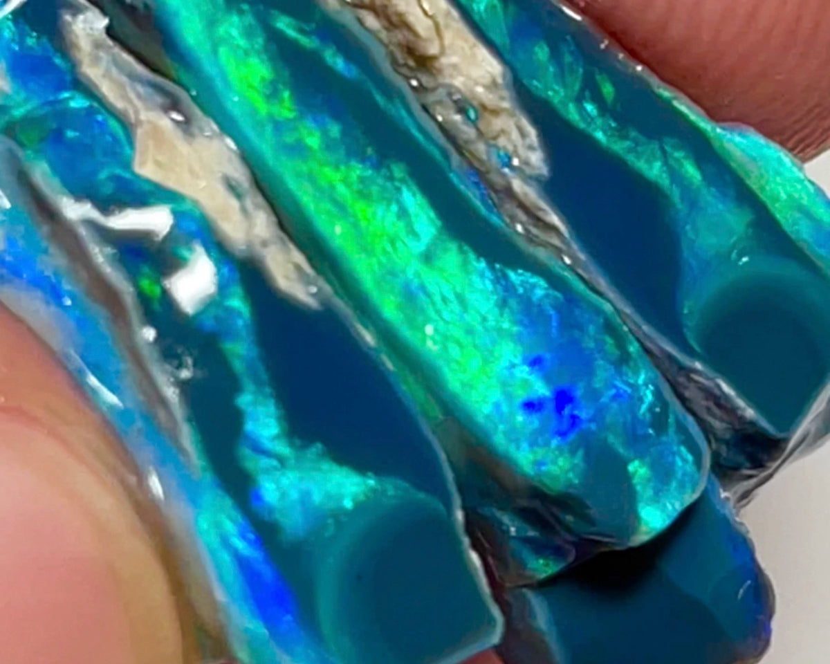 Mulga® Cutters Black / Dark Seam opal rough Stack 26.50cts Wee Warra Plains Super Bright Green/Yellow/Blue/Teals to cut 25x12x3 to 15x11x7mm NEW925
