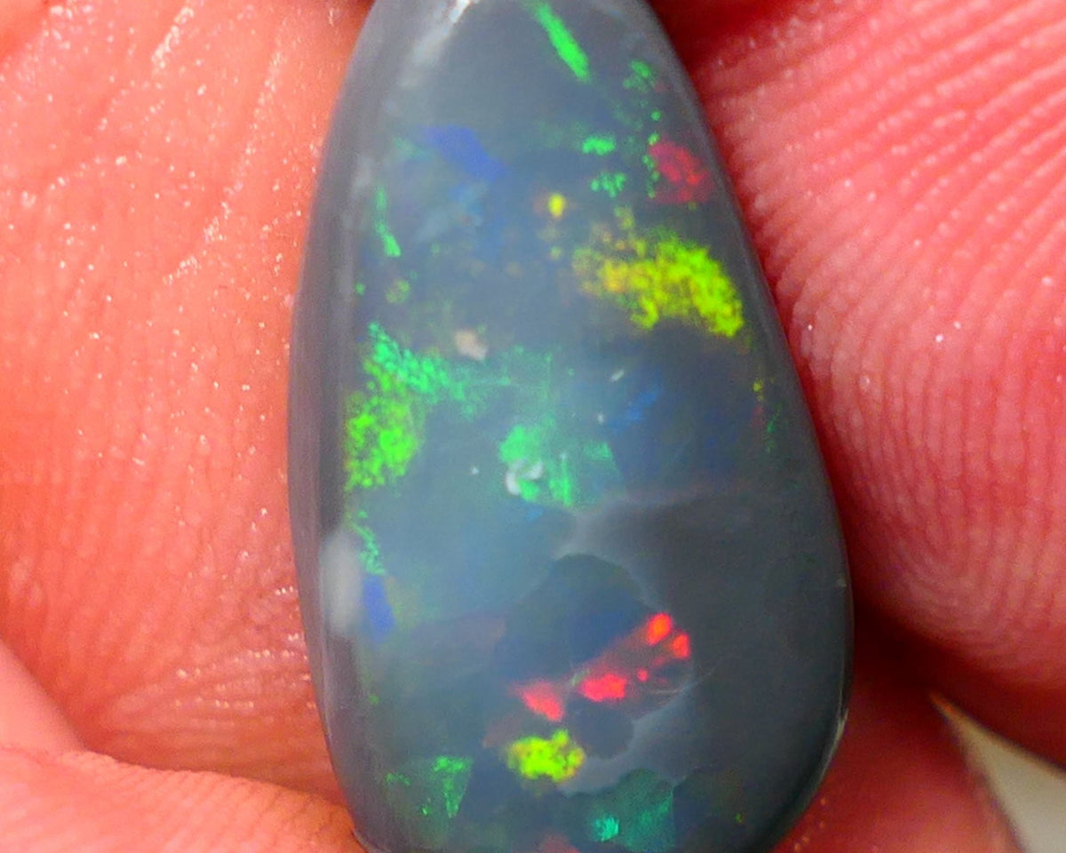 Big Exotic Colours & Patterns Miners Bench® Rough Rub 9.15cts Amazing Bling Colours inc red and stunning mix of patterns playful stone 23x11x4.5mm NS146