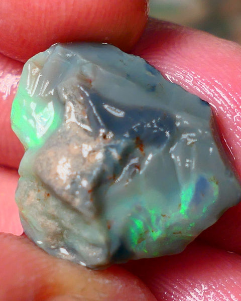 Lightning Ridge Knobby opal rough 15.50cts showing nice bright Multi colours 21x19x8mm ALP135