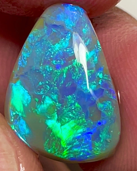 Top Gem Medium Dome Opal Rub 5.00cts Lightning Ridge Bright Clean gorgeous tones of Blues & Greens STUNNER!!!! 16.00x13.00x3.00mm NEW923