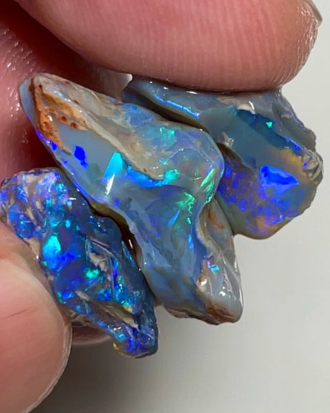 Lightning Dark Base knobby opal rough stack 24.50cts Stunning Bright Blue & Greens dominant fires 24x10x8 to 15x14x5mm  NSW158