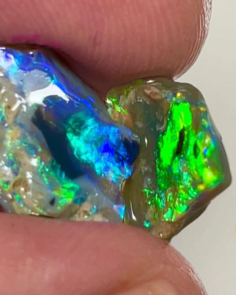 Small But Vibrant rough opal of Lightning Ridge 7.95cts Stunning Super Bright Multifires 17x10x5 & 12x11x2 mm NSW151