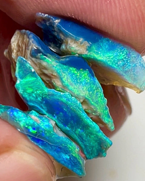 Mulga® Cutters Dark Crystal Seam opal rough Stack 15.50cts Wee Warra Plains Gorgeous Bright Multicolours & full of potential 20x15x4 to 13x9x3mm NEW913