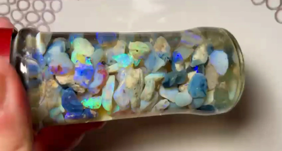 Knobby Seam & Fossil opal rough Lightning Ridge 235.00cts Lots Bright Colours to go at 20x18x12 to 6x5x4mm NEW910