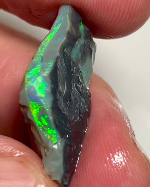 Matey's Super Gem Select Cutters Seam 13.95cts Grawin Dark base material with Super Bright Vibrant Vivid Hues of gorgeous Multifires See Video 23x13x5mm NSW064