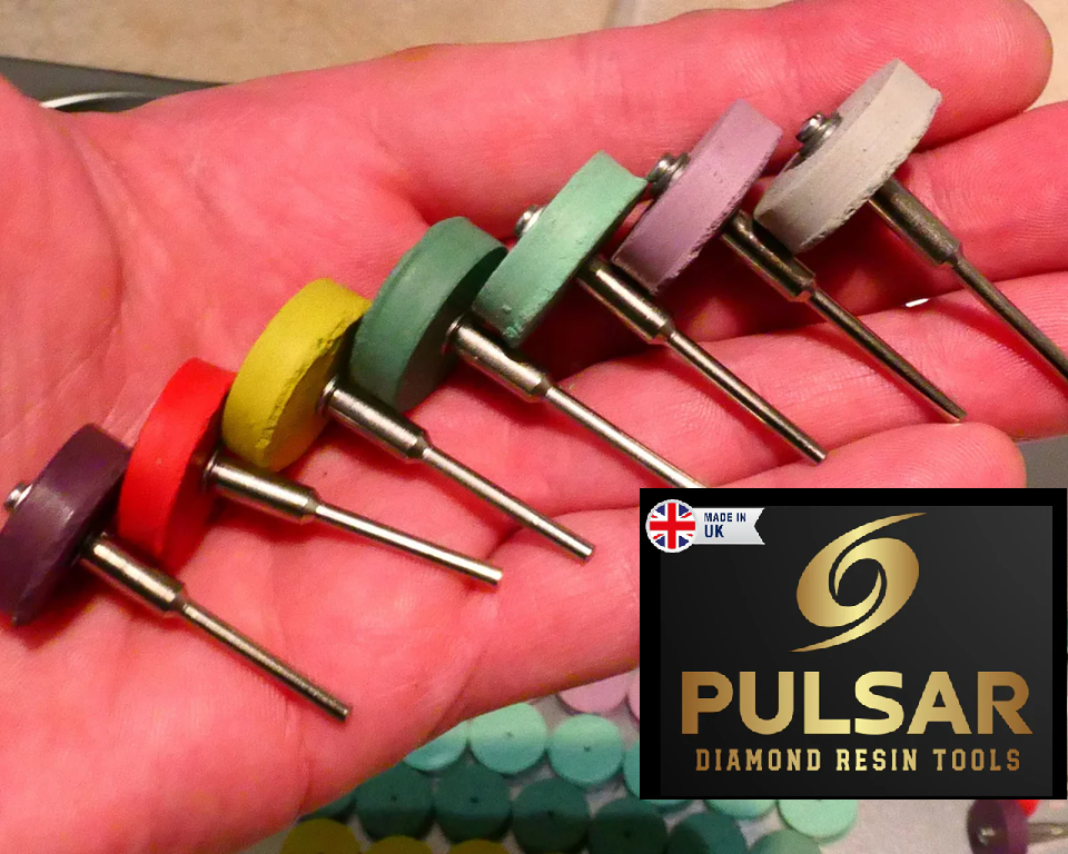 PULSAR DIAMOND® Mini Ripper™ High Purity Diamond Resin Wheels 7 piece Sets 800-1500-3k-6k-10k-15k-30k Grits 2.35mm or 3mm mandrels 22mm Diameter x 5mm Width Soft-Touch Resin Designed for opal  Lapidary Burr For Rotary Tools carving points MADE IN THE UK