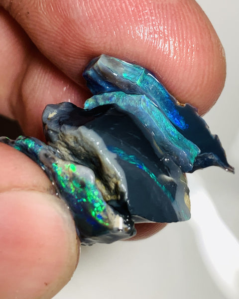 Australian Rough Opal Black Seam Stack 23cts  Exotic Gorgeous Bright Lovely FIRES in nice bars to cut 17x10x6mm to 20x6x3mm WSP59