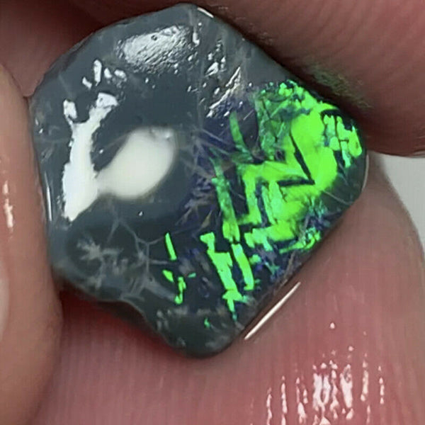Australian Opal Gem Quality N4 Black Rub 2cts Rough / Rub / Preform Super bright FIRES Chinese Writing / chaff  10x9x3 GEM258