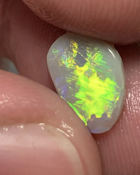 Australian Opal Amazing Gem Quality Semi Black Rub 1.6cts Rough / Rub / Preform Clean Super bright MULTIFIRES Broadflash & Straw Combo 12x9x2mm WSD880A