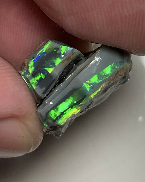 Mulga® Field Black Rough Opal 14cts Gem Grade Top Bright Multi colour fires GEM01