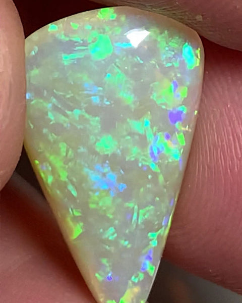 Crystal Opal Gemstone 5.9cts High Dome Top Notch Skin to Skin Bright GEM N8 Bodytone B2 Brightness WSA937