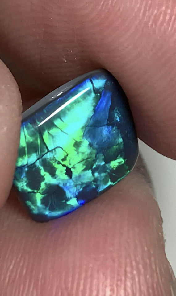Australian Black Opal Gemstone 2.6cts AAA Quality Mulga® N1 Body Tone B1 Brightness Saturation of Green & Blue tones 10x9x2.5mm GEM26