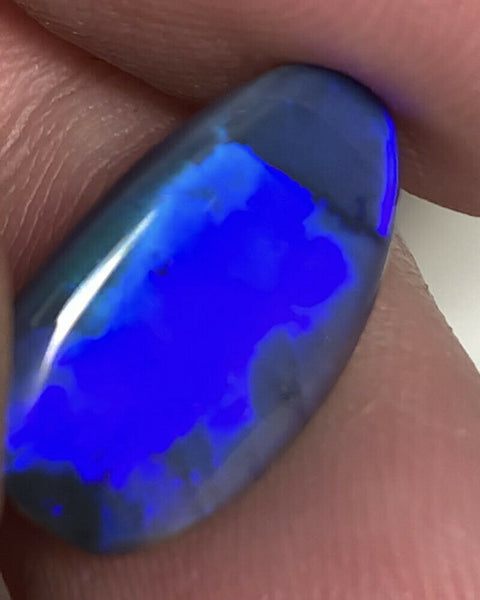 Australian Black Opal Gemstone 3.6cts N3 Body Tone B1 Brightness Gorgeous Vivid Blue fires 17x10x2mm GEM1111