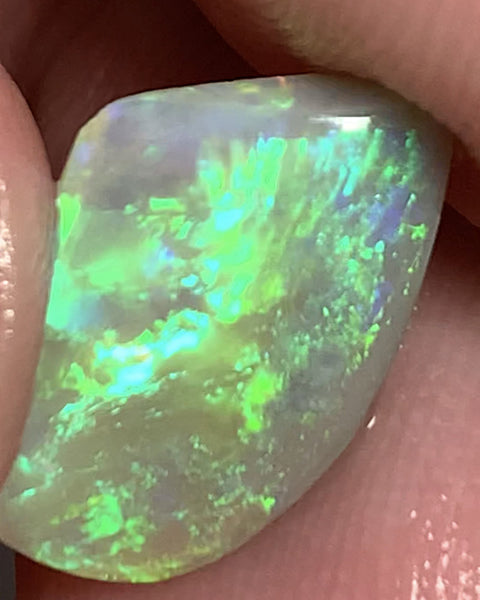 Australian Opal Rub Rough Preform  Gem Grade Crystal  Rub / Preform 3.3cts Jewellery Grade Lots of Lovely Vibrant & bright FIRES / MULTIFIRES 15x10x3mm WSM11