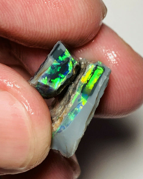 Mulga® Field Black Rough Opal 14cts Gem Grade Top Bright Multi colour fires GEM01