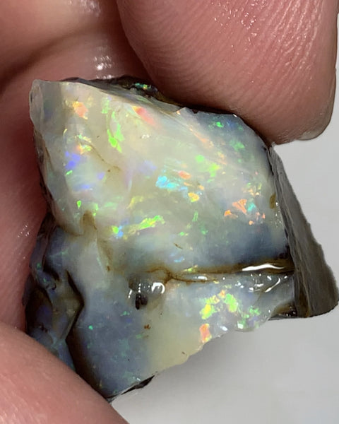 Australian Rough GEM Boulder Stunning Bright Multifires Packed with Potential 32cts Winton Fields Queensland 22x20x10mm WSM03