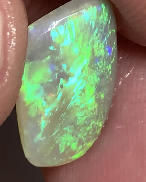 Australian Opal Rub Rough Preform  Gem Grade Crystal  Rub / Preform 3.3cts Jewellery Grade Lots of Lovely Vibrant & bright FIRES / MULTIFIRES 15x10x3mm WSM11