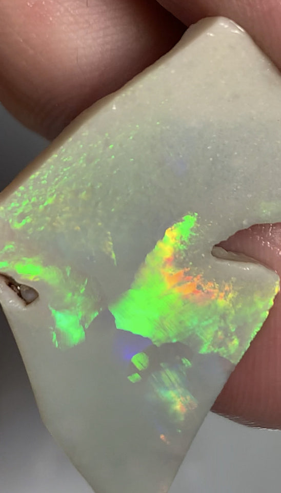 Australian Opal Rough / Rub / Potential Grade Huge 27cts Amazing Multi  zones of Broadflash a rainbow of Multi fires 35x20x8mm WSN54