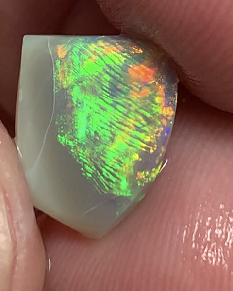 Australian Opal Crystal Rough / Rub / Preform 1.5cts Ultra rare Finger Print Pattern combo pattern amazing Super Bright Multi fires 11x9x2mm WSD950