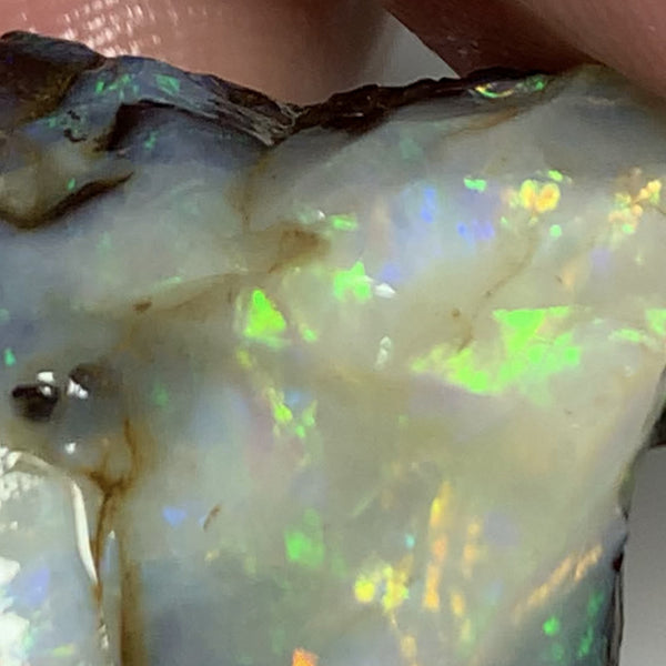 Australian Rough GEM Boulder Stunning Bright Multifires Packed with Potential 32cts Winton Fields Queensland 22x20x10mm WSM03