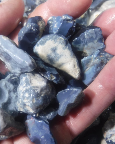 400 cts Random Scoop of Black & Semi Black Potch from Lightning Ridge NSW Australia size range 30mm to 10mm
